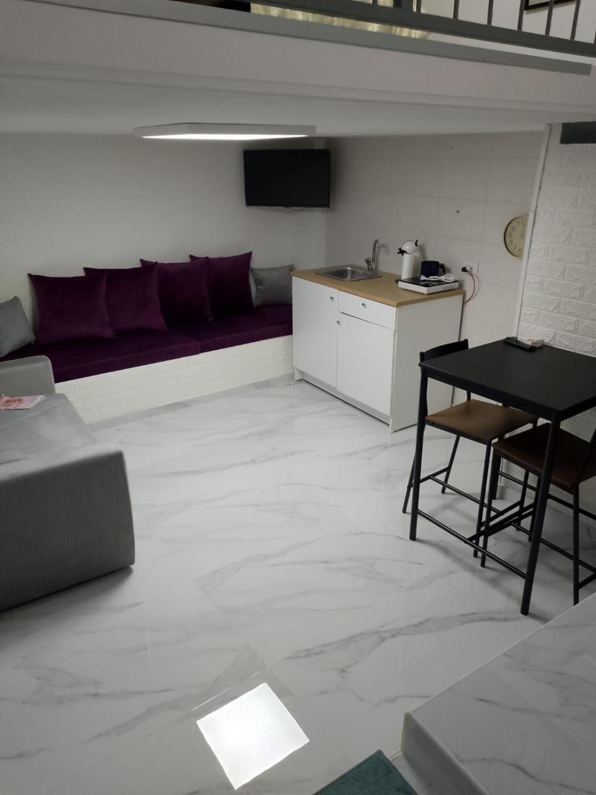 Quen Apartment Napoli Bagian luar foto